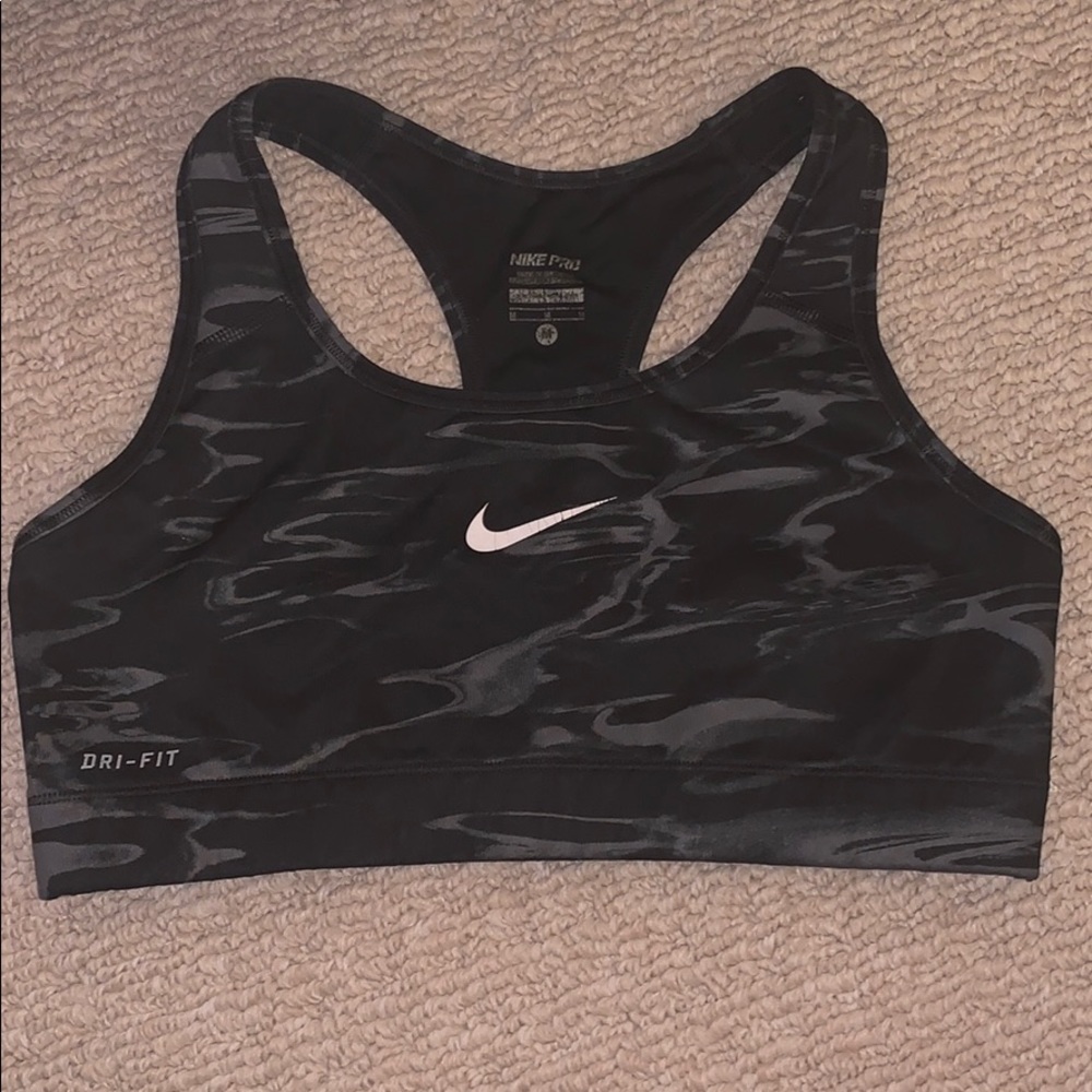 NIKE sports bra